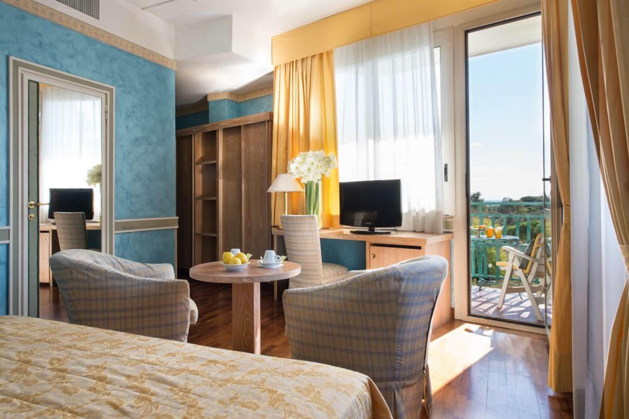 Grand Panoramic Hotel 4*