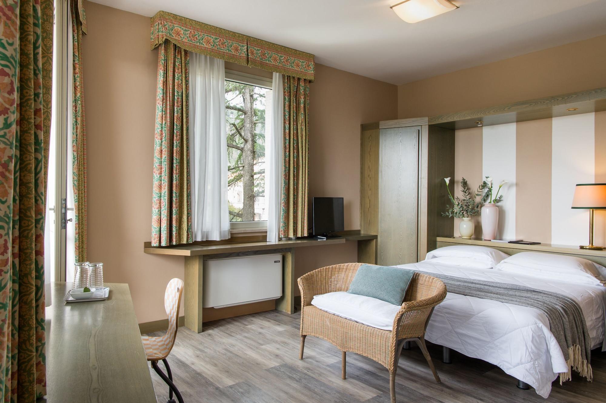 Grand Panoramic Hotel 4*