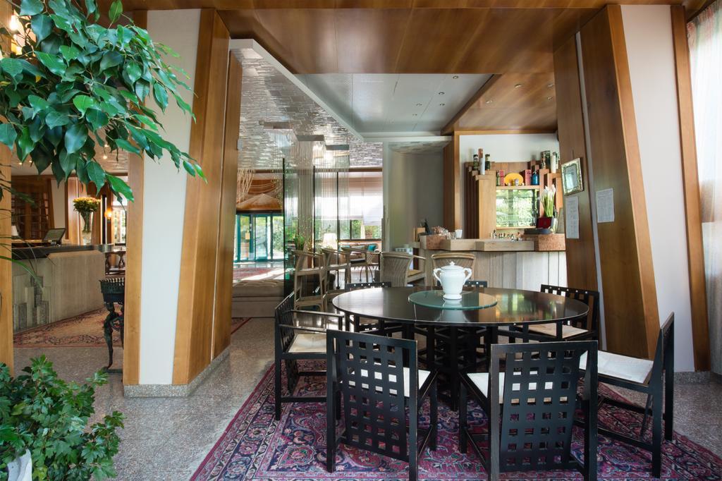 Hotel Grand Panoramic