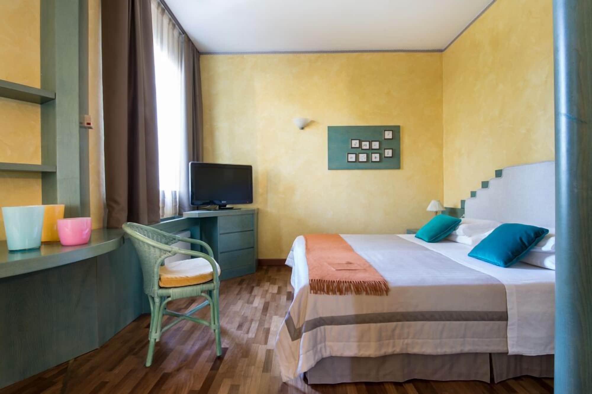 Grand Panoramic Hotel
