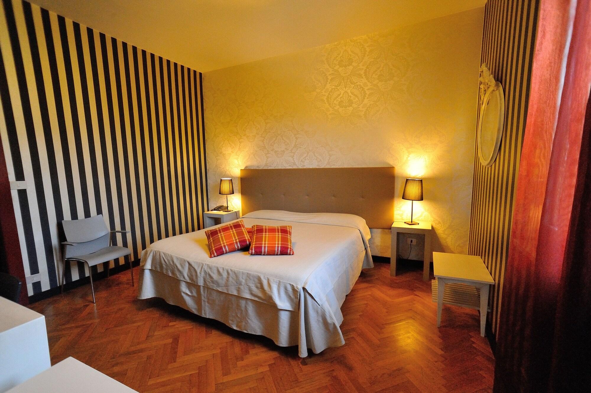 Grand Panoramic Hotel